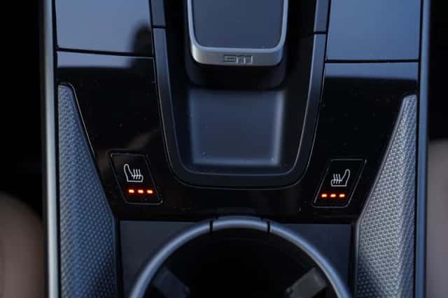 Porsche 911 (2023) thumbnail 30