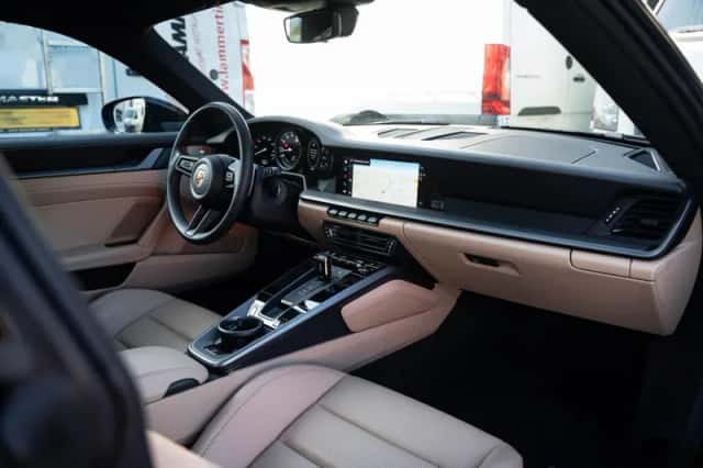 Porsche 911 (2023) thumbnail 37