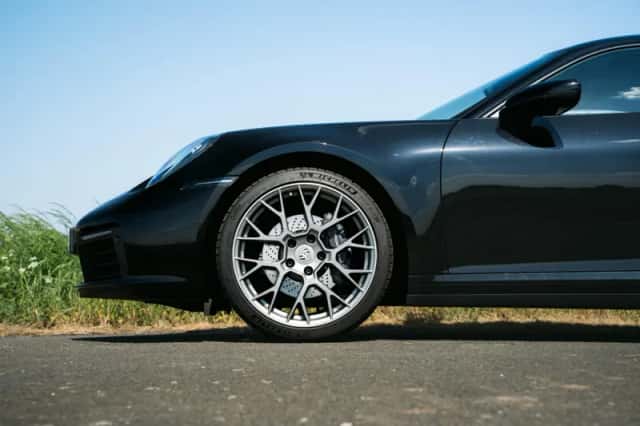 Porsche 911 (2023) thumbnail 42