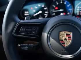 Porsche 911 (2023) thumbnail 53