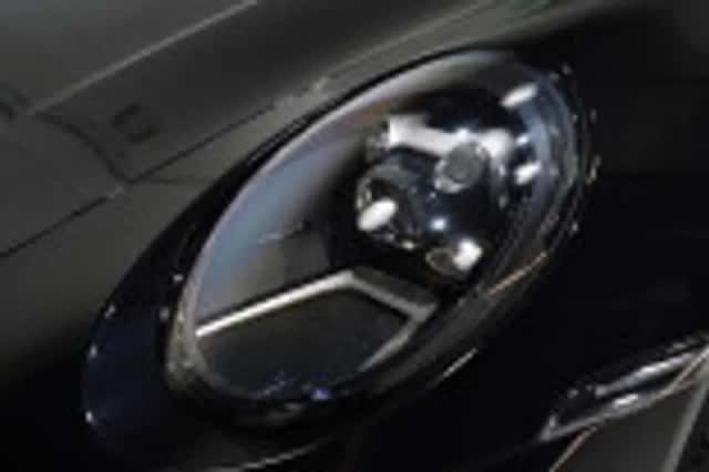 Porsche 911 (2023) thumbnail 80