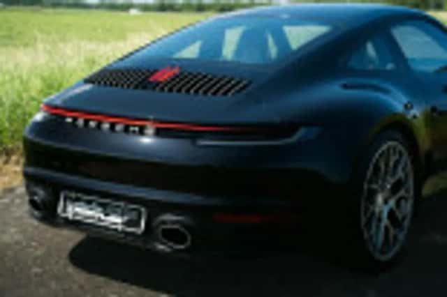 Porsche 911 (2023) thumbnail 82