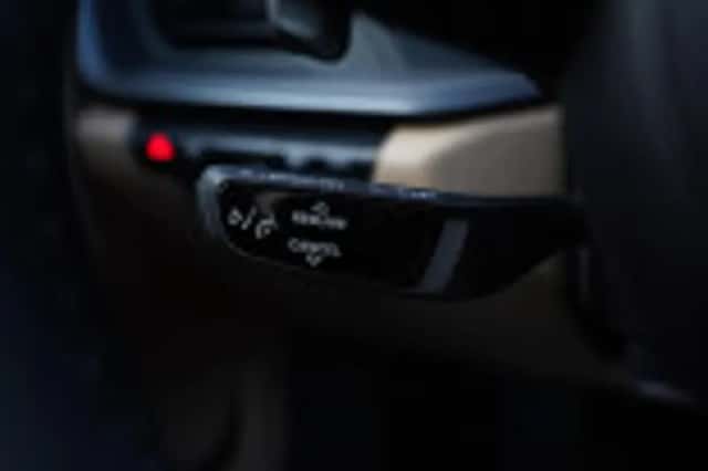 Porsche 911 (2023) thumbnail 90