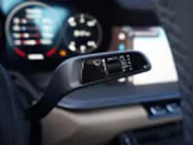 Porsche 911 (2023) thumbnail 91