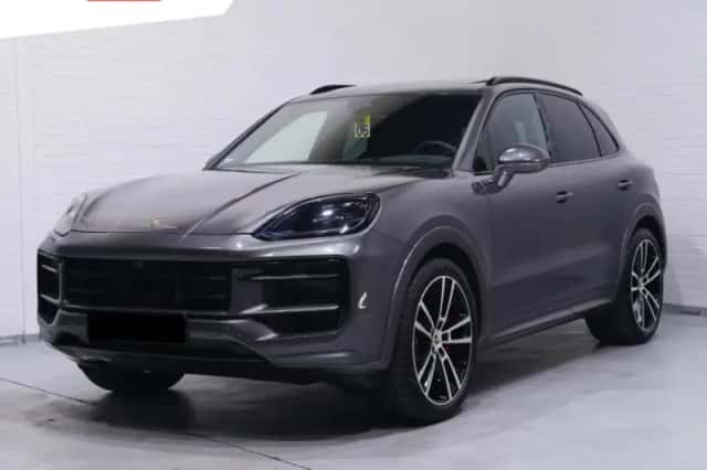 Porsche Cayenne (2025) thumbnail 1