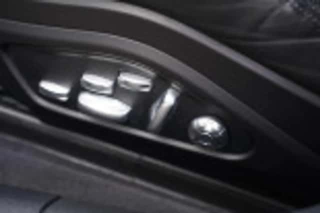 Porsche Panamera (2018) thumbnail 134