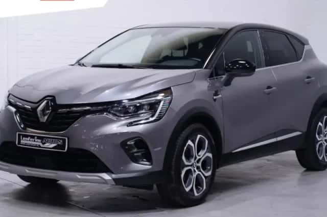 Renault Captur (2024) thumbnail 1