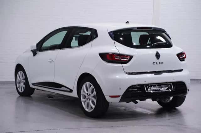 Renault Clio (2019) thumbnail 4