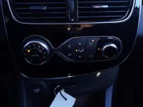 Renault Clio (2019) thumbnail 43