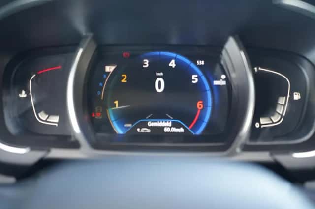 Renault Grand Scenic (2022) thumbnail 130