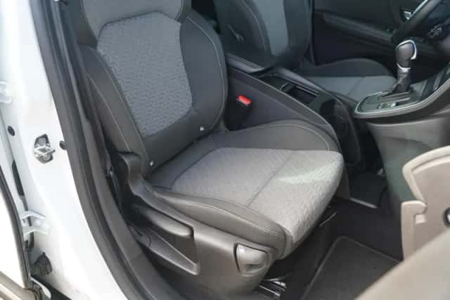 Renault Grand Scenic (2022) thumbnail 151