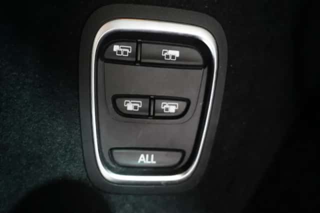 Renault Grand Scenic (2022) thumbnail 21