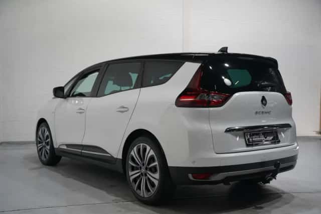 Renault Grand Scénic (2022) thumbnail 6