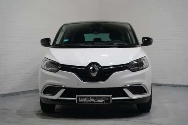 Renault Grand Scenic (2022) thumbnail 8