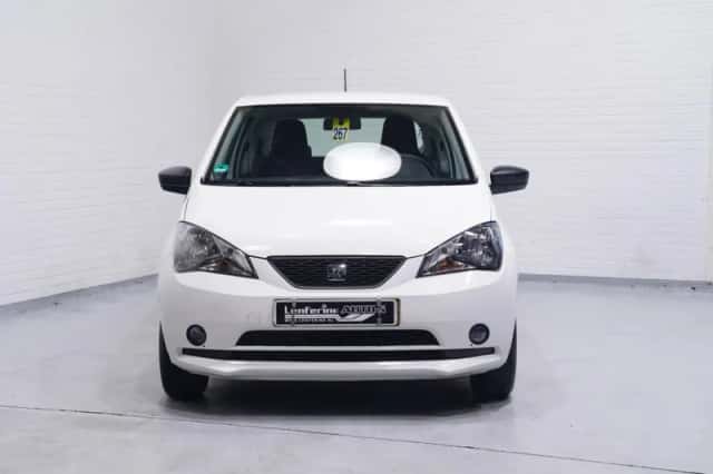 SEAT Mii (2017) thumbnail 3