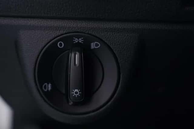 SEAT Mii (2017) thumbnail 23