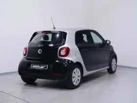 Smart Forfour (2016) thumbnail 6