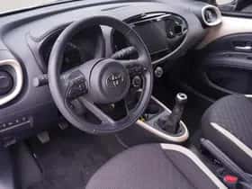 Toyota Aygo X (2024) thumbnail 113