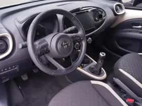 Toyota Aygo X (2024) thumbnail 25