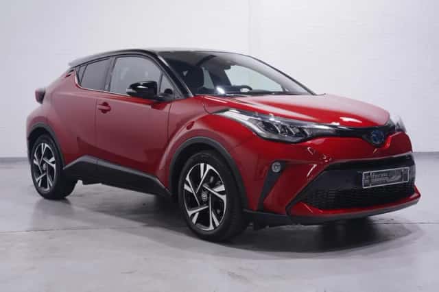 Toyota C-HR (2022) thumbnail 4