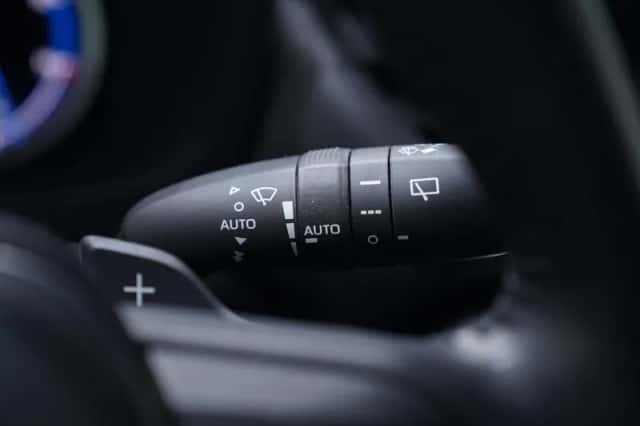 Toyota RAV4 (2022) thumbnail 117