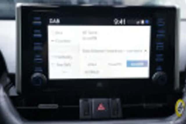 Toyota RAV4 (2022) thumbnail 82