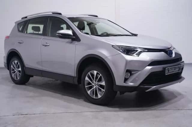 Toyota RAV4 (2017) thumbnail 4