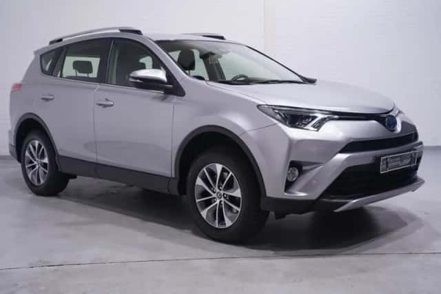 Toyota RAV4 (2017) thumbnail 4