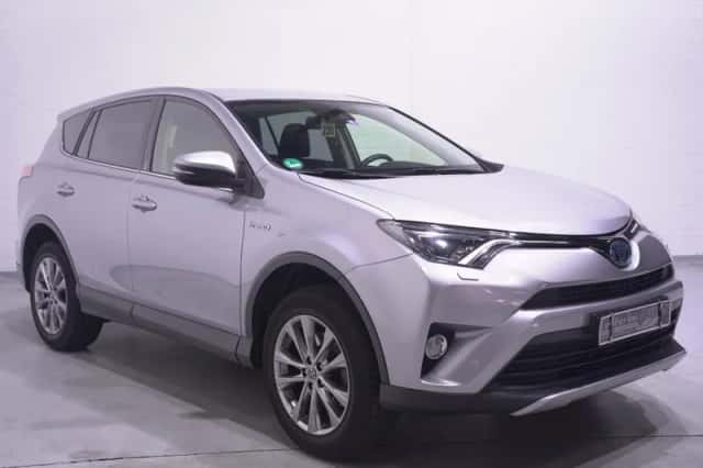 Toyota RAV4 (2018) thumbnail 4