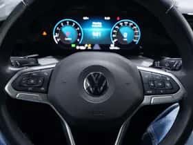 Volkswagen Golf (2020) thumbnail 113