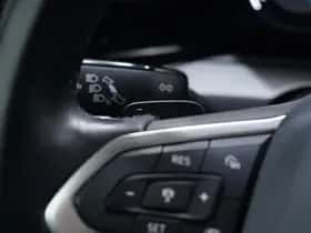 Volkswagen Golf (2020) thumbnail 39