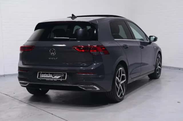 Volkswagen Golf (2020) thumbnail 5