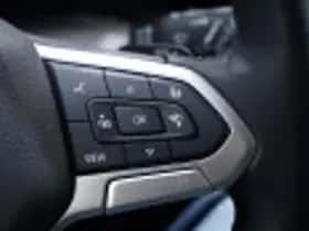 Volkswagen Golf (2020) thumbnail 82