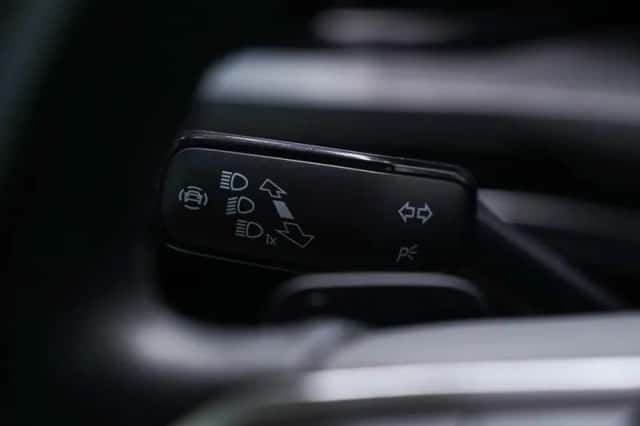 Volkswagen Golf (2022) thumbnail 25