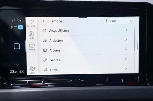 Volkswagen Golf (2022) thumbnail 39