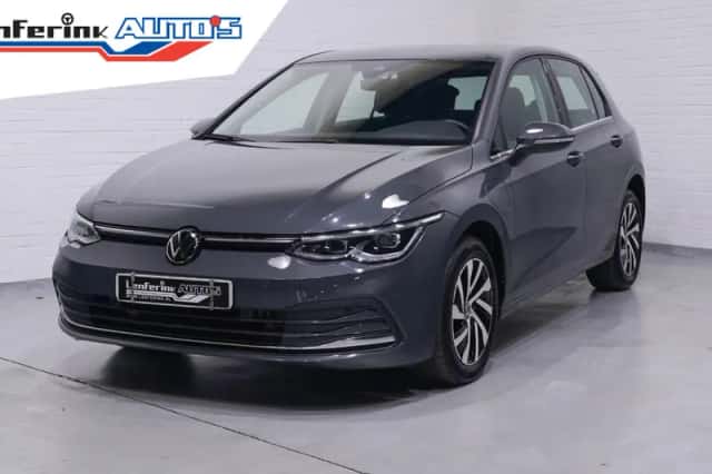 Volkswagen Golf (2022) thumbnail 96