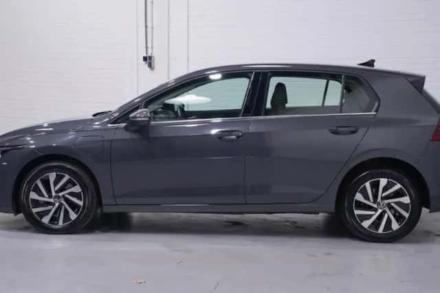 Volkswagen Golf (2022) thumbnail 99