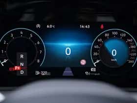 Volkswagen Golf (2023) thumbnail 110
