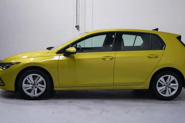 Volkswagen Golf (2023) thumbnail 5