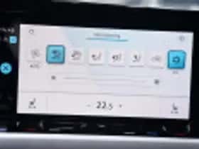 Volkswagen Golf (2023) thumbnail 81