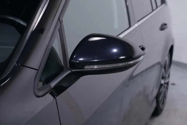 Volkswagen Golf (2016) thumbnail 13