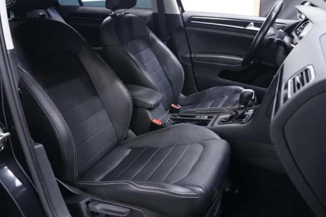 Volkswagen Golf (2016) thumbnail 146