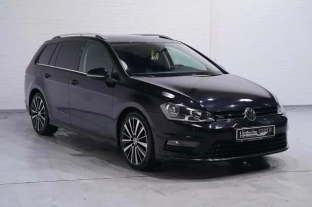 Volkswagen Golf (2016) thumbnail 4