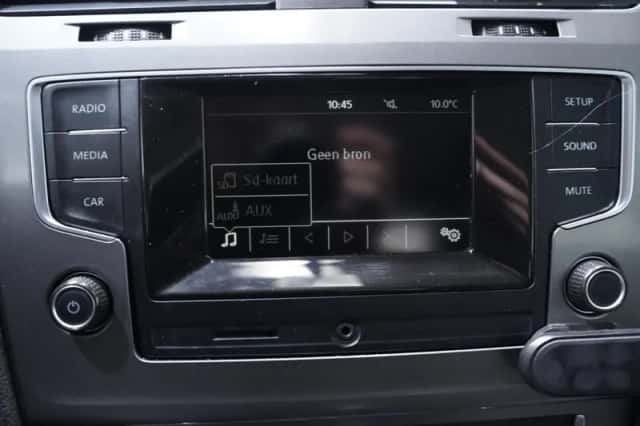 Volkswagen Golf (2013) thumbnail 101