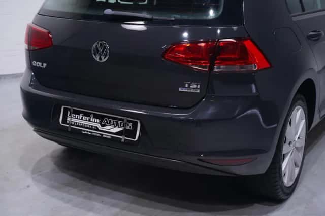 Volkswagen Golf (2013) thumbnail 15