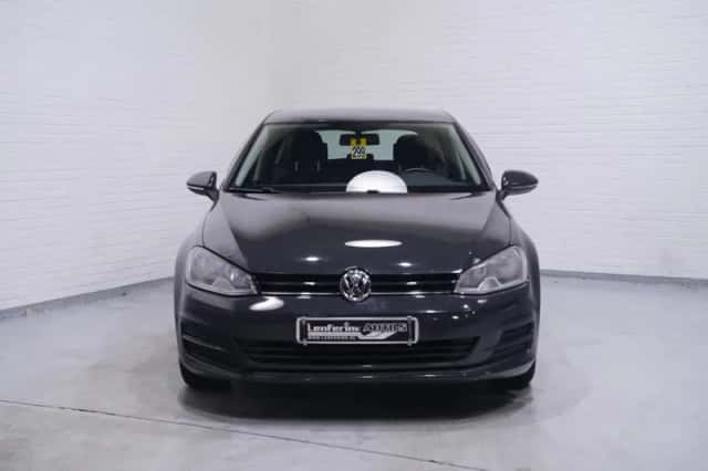Volkswagen Golf (2013) thumbnail 3