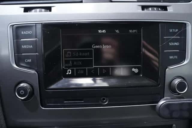 Volkswagen Golf (2013) thumbnail 29