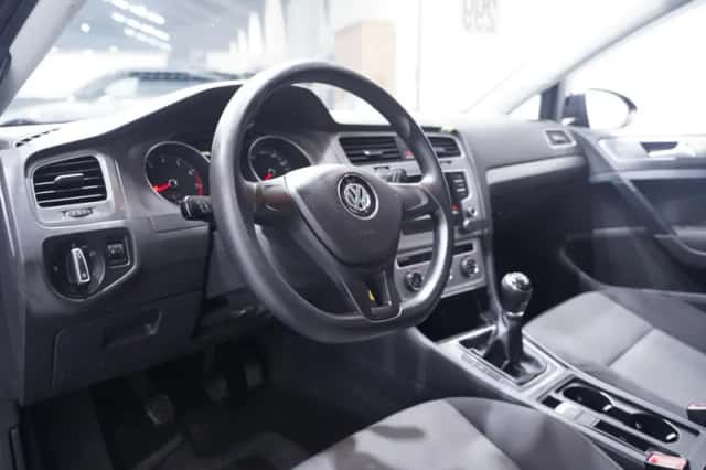 Volkswagen Golf (2013) thumbnail 30