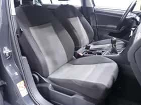 Volkswagen Golf (2013) thumbnail 34