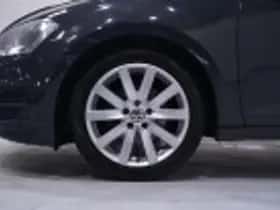 Volkswagen Golf (2013) thumbnail 46